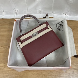 Hermes Handbags 248